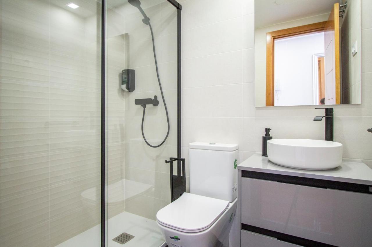 Apartamentos Castilla Luz Business Madrid Exteriér fotografie
