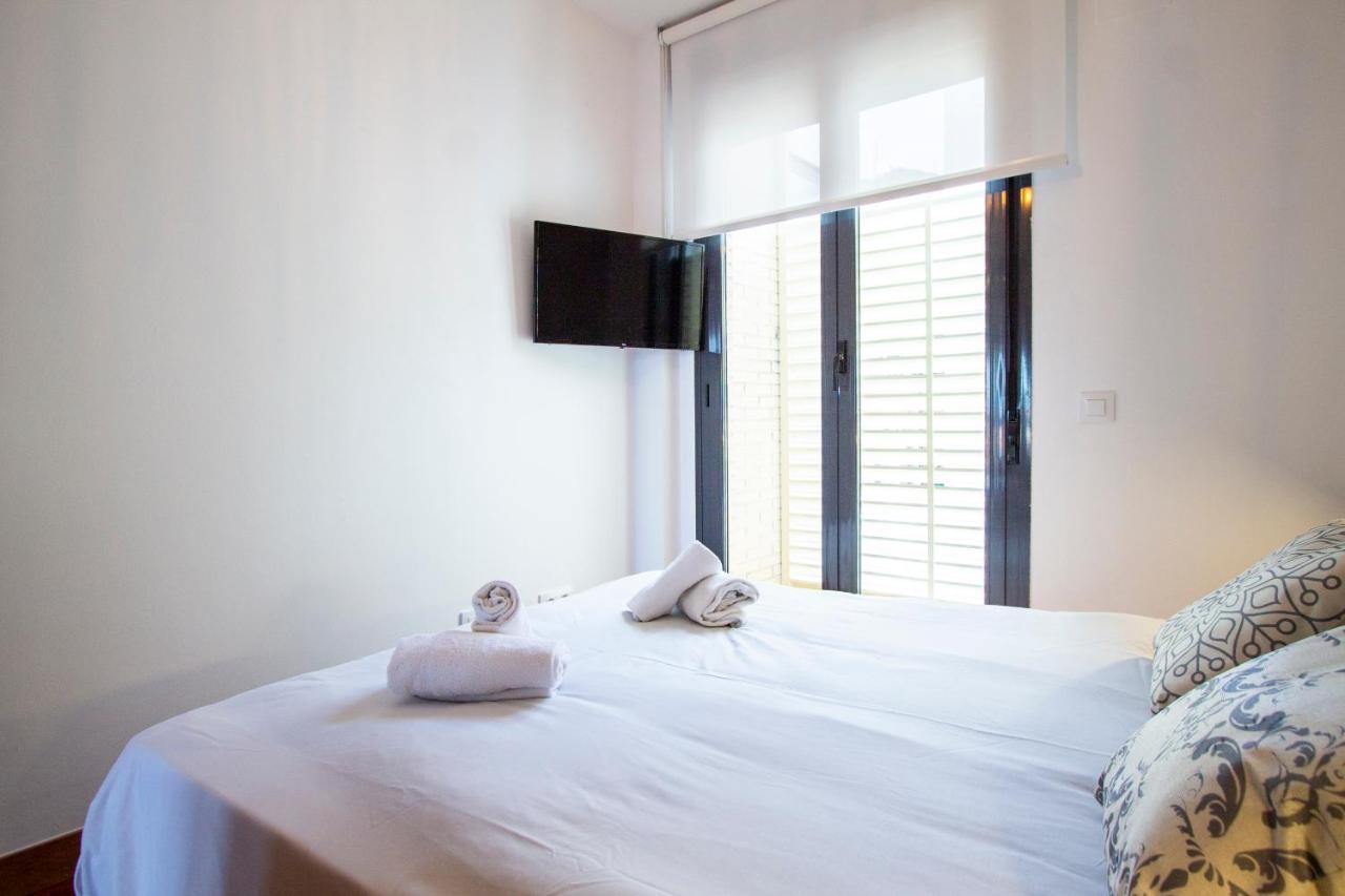 Apartamentos Castilla Luz Business Madrid Exteriér fotografie