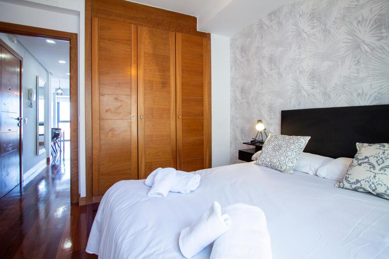 Apartamentos Castilla Luz Business Madrid Exteriér fotografie
