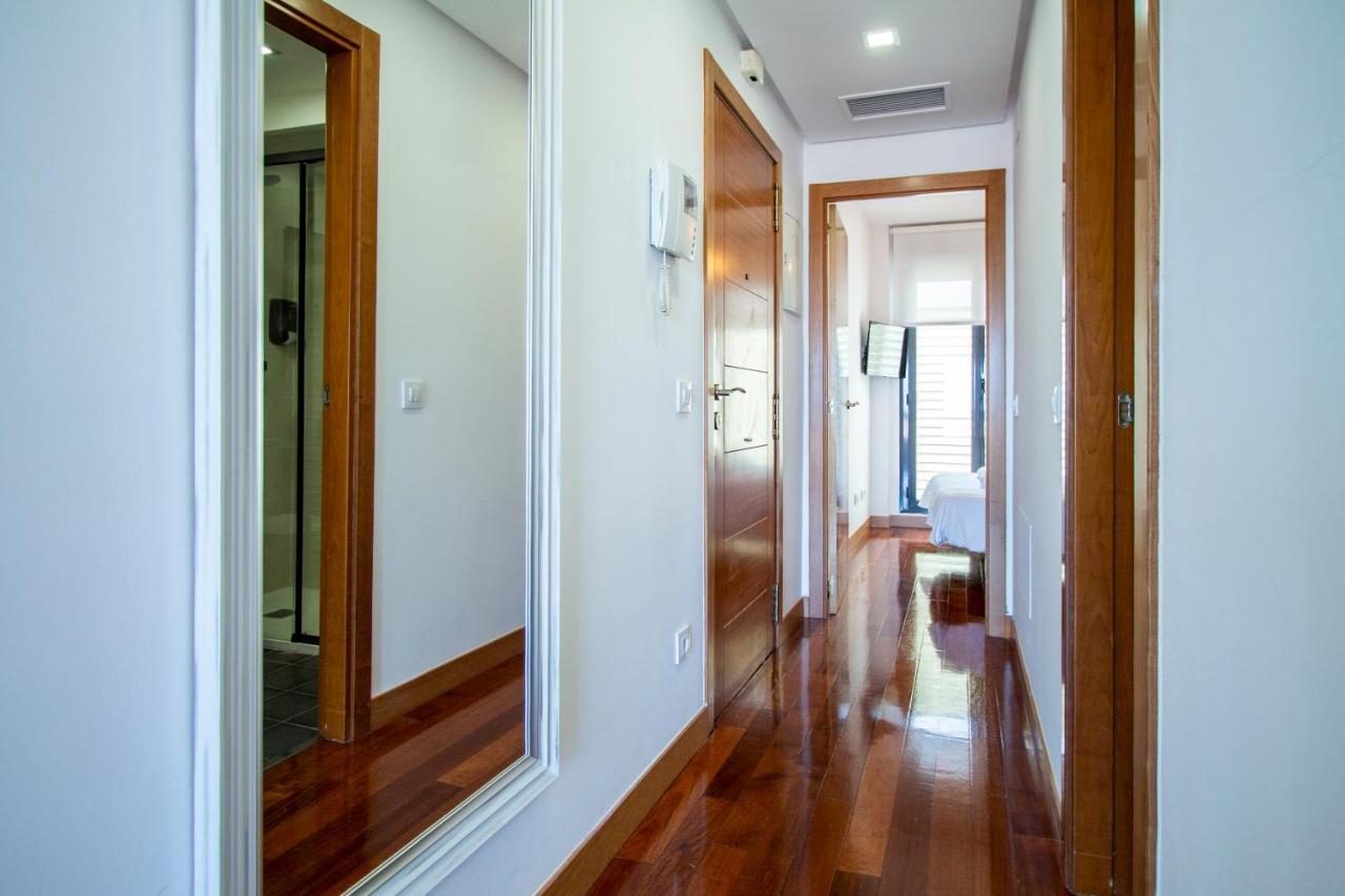 Apartamentos Castilla Luz Business Madrid Exteriér fotografie