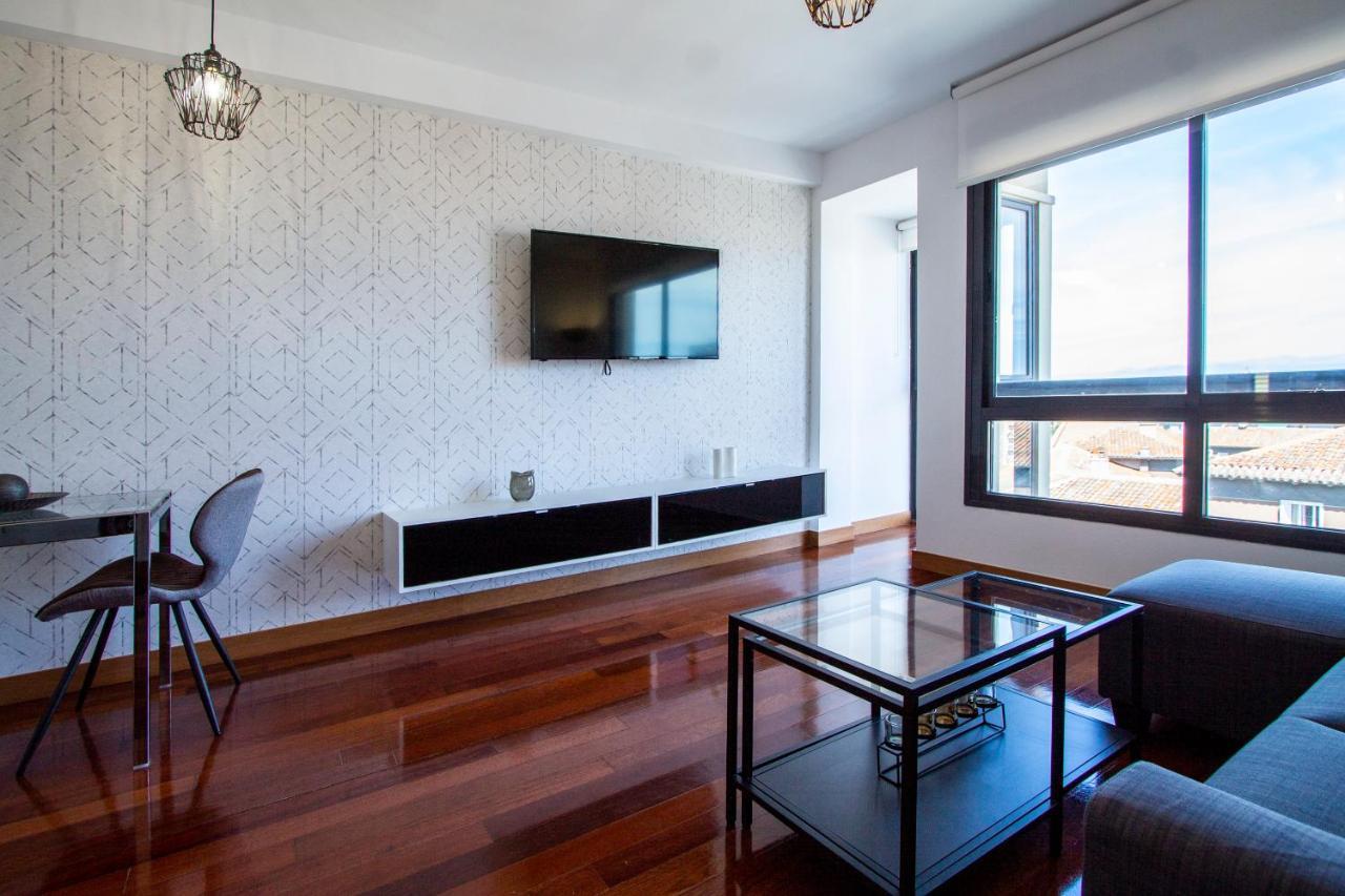Apartamentos Castilla Luz Business Madrid Exteriér fotografie