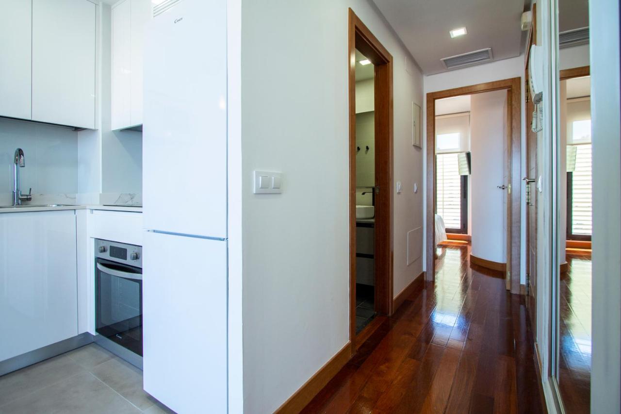 Apartamentos Castilla Luz Business Madrid Exteriér fotografie